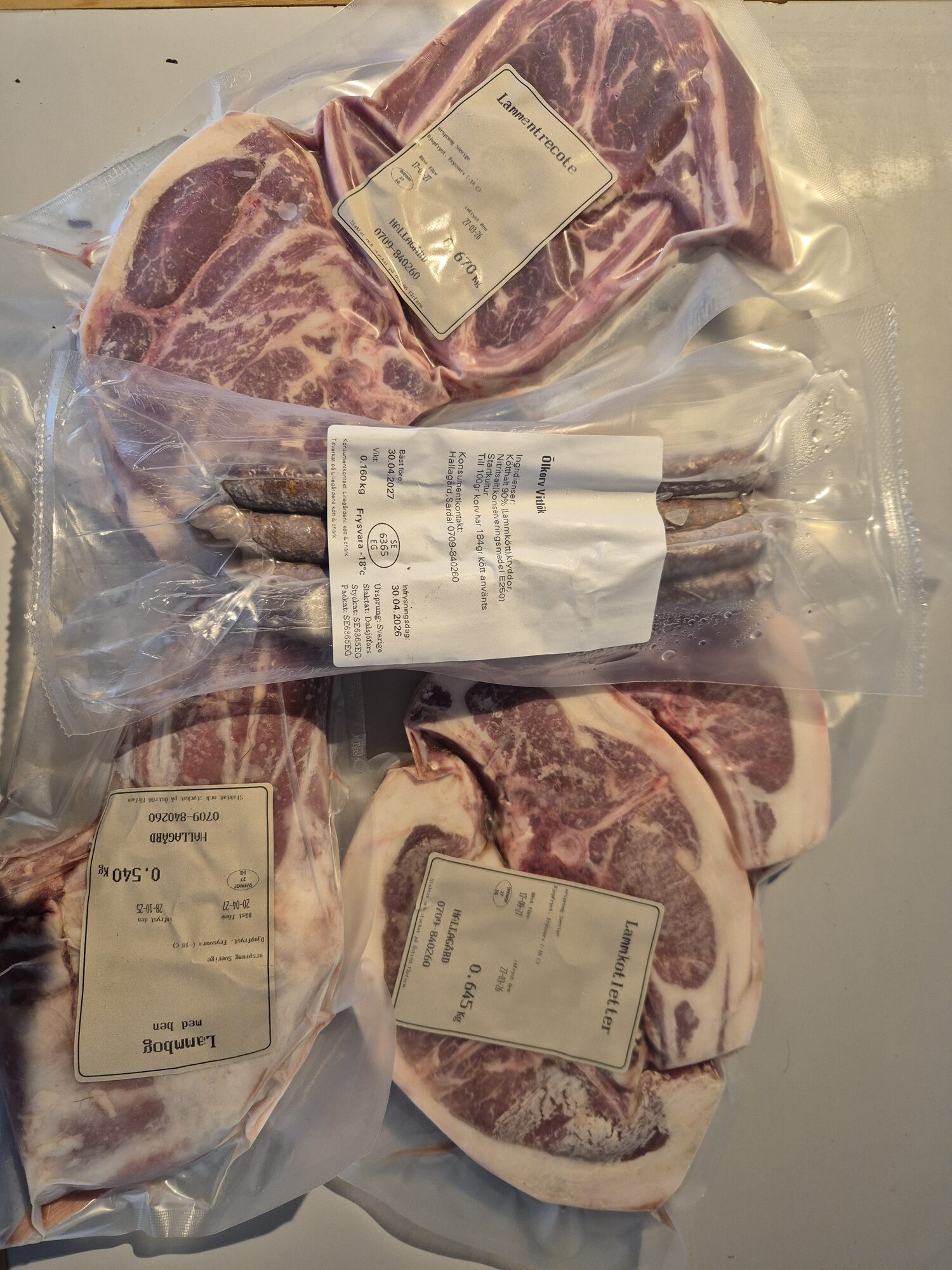 Lammlåda med kött från gårdens egna lamm